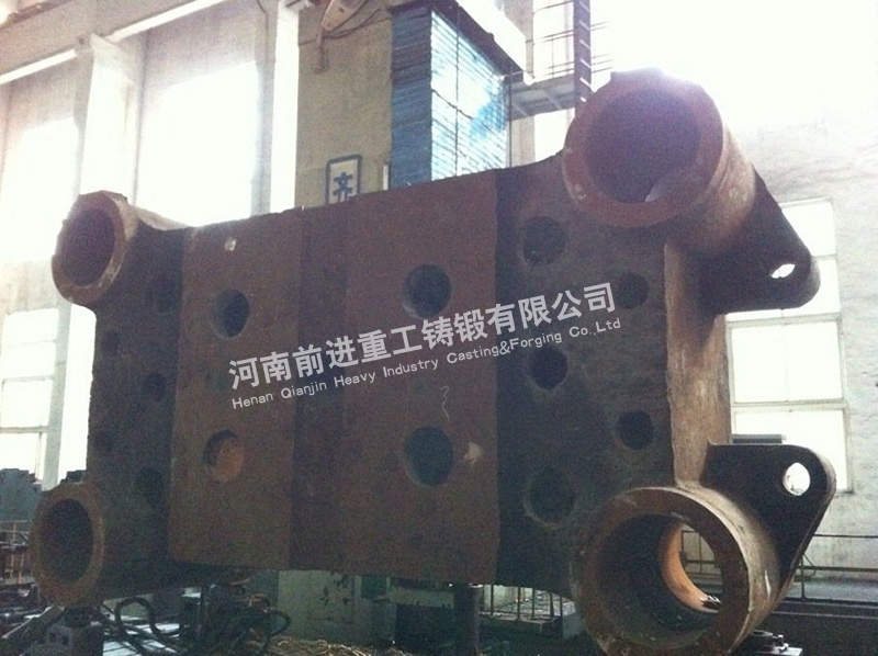 水壓機橫梁